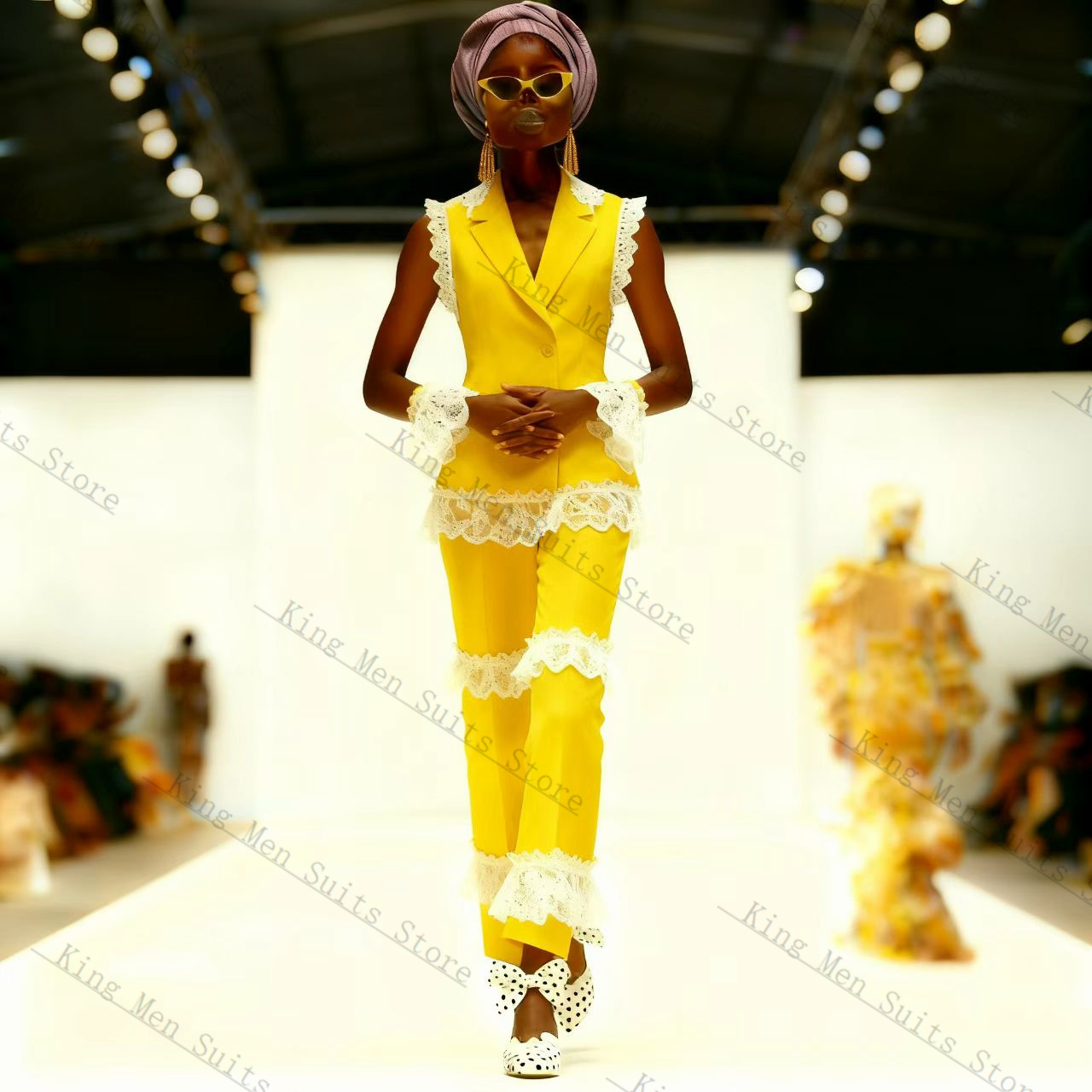 Yellow Formal Wear Women - ชุดสูทผู้หญิงสีเหลืองขาว ผ้าลูกไม้ 2 ชิ้น เสื้อกั๊ก+กางเกงขายาว แบบสั่งตัดได้