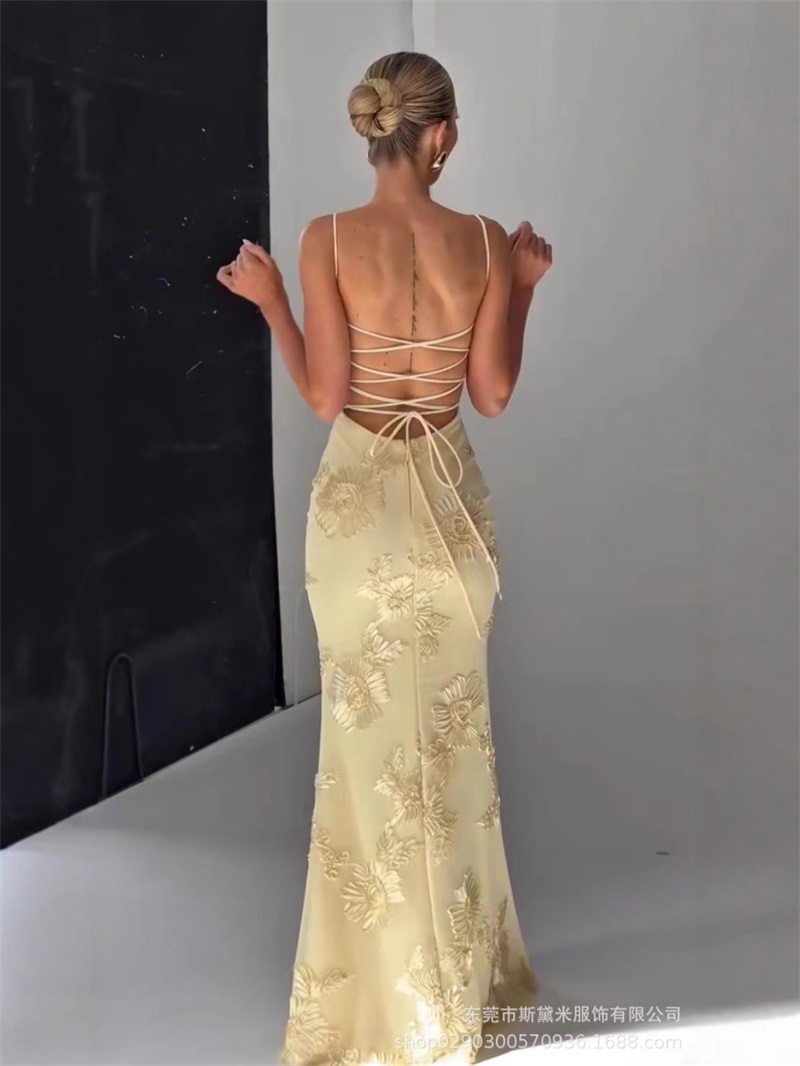 ชุดราตรีปักลายสีเหลืองสำหรับผู - Yellow Formal Wear Women บทวิจารณ์และราคา