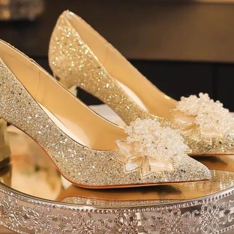 รองเท้าส้นตึกประดับดอกไม้คริสต - Pump Heel Block บทวิจารณ์และราคา